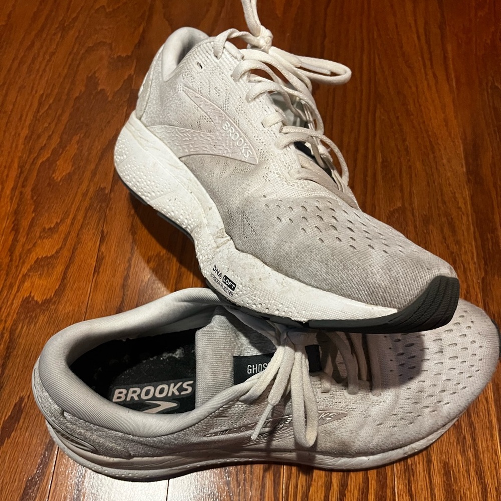 Brooks - Men's “Ghost” Casual Running Sneaker